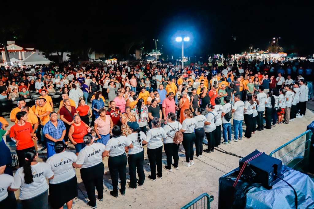 The first night in Chetumal, Mexico Crowd standing together on the first night of Invasion of Hope Chetumal, Mexico