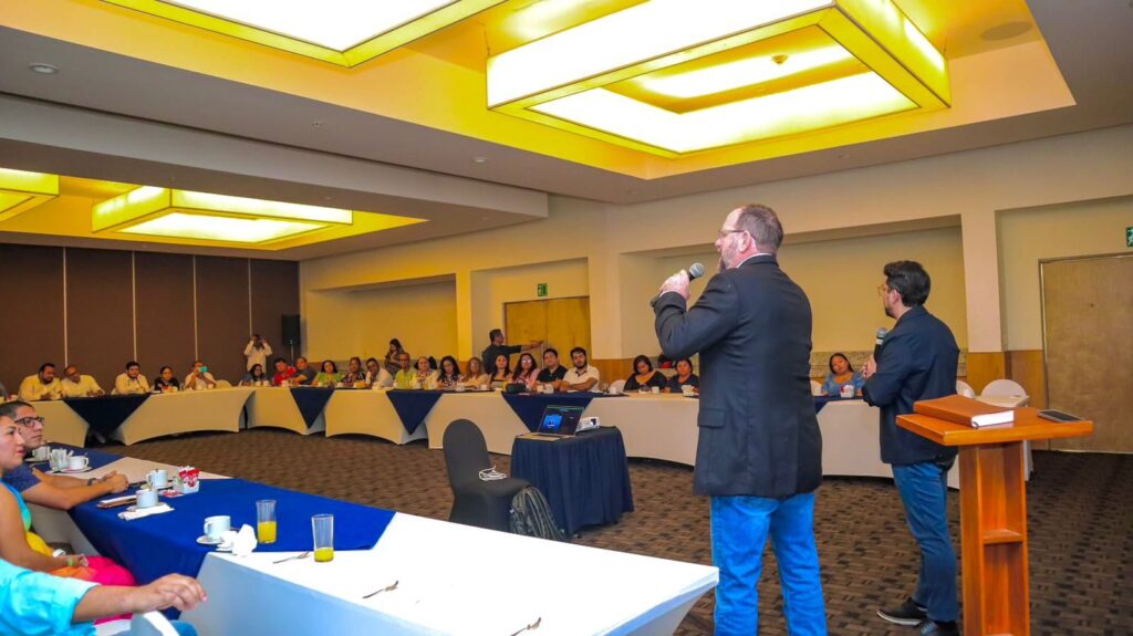 More than 40 leaders gathered at Leadership 360 Chetumal, Mexico